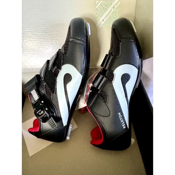 PELOTON PL-SH-B-41 Cycling Shoes Hook Loop Size 8 Men/10 Women EU 41 bike - Picture 4 of 11